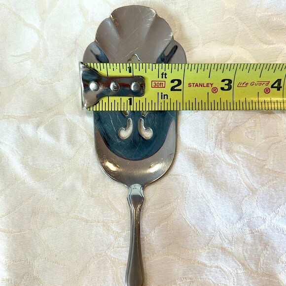 Distinction Deluxe Stainless by Oneida HH Valerie Pie/Cake/Pastry Server - Picture 5 of 9